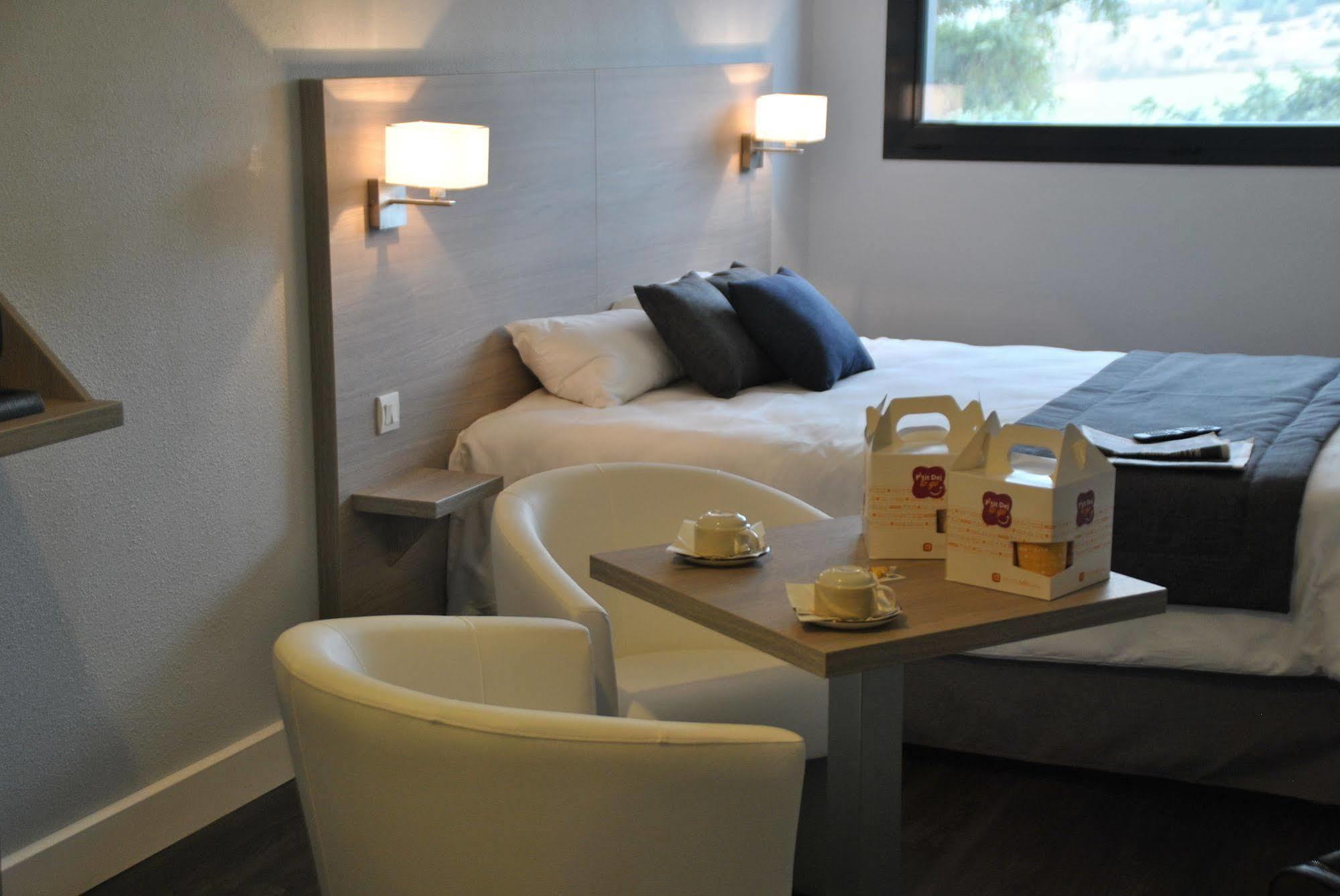 The Originals Access, Hotel Millau Sud LʼHospitalet-du-Larzac المظهر الخارجي الصورة